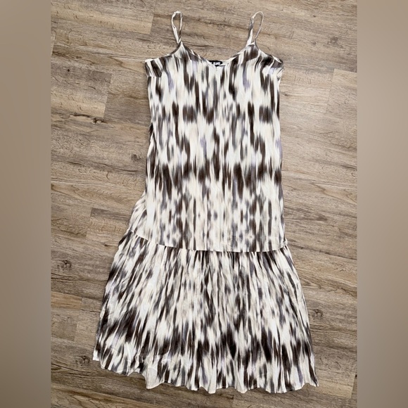 DKNY • V Neck Cotton Maxi Day Dress - Picture 10 of 13